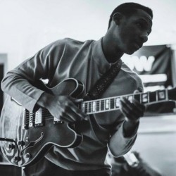 Leon Bridges