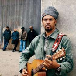 Michael Franti & Spearhead